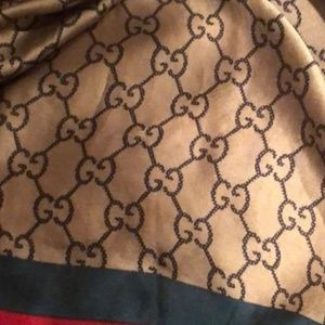 Gucci scarf